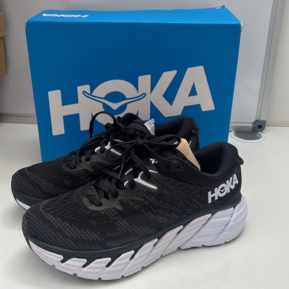 Hoka One One Women’s Gaviota 4